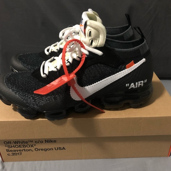 THE 10 Off White Air VAPORMAX FK Black Skylight